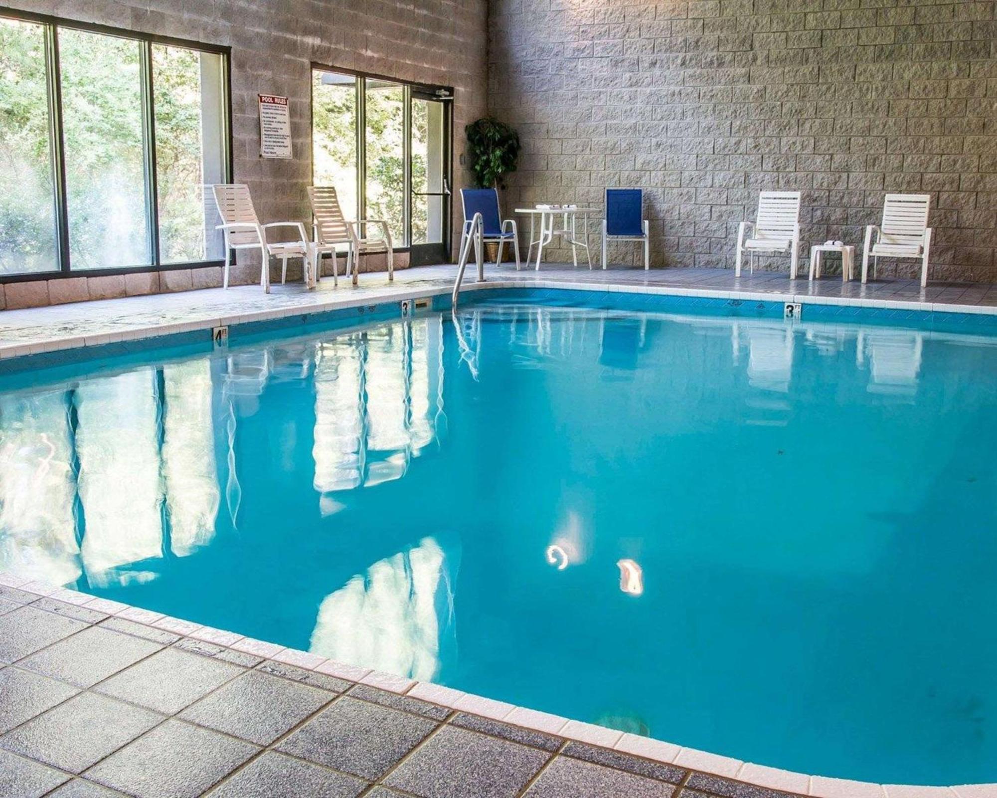 Comfort Inn Whitehall Near Michigan'S Adventure מראה חיצוני תמונה